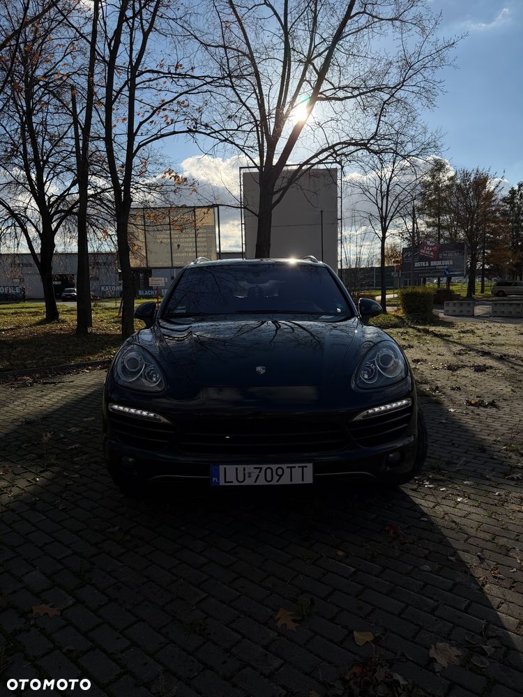 Porsche Cayenne - 2