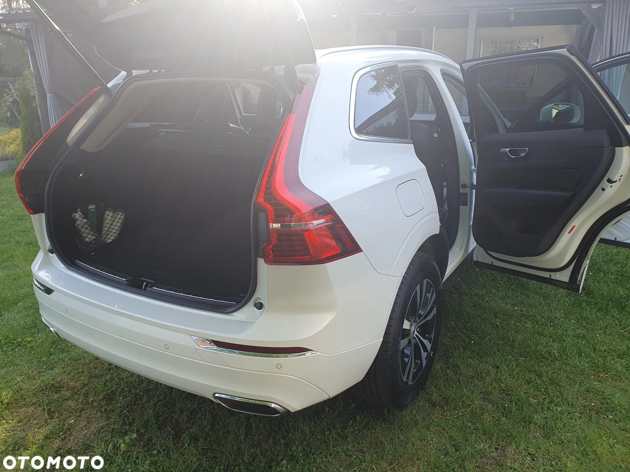 Volvo XC 60 T8 AWD Plug-In Hybrid Inscription - 19