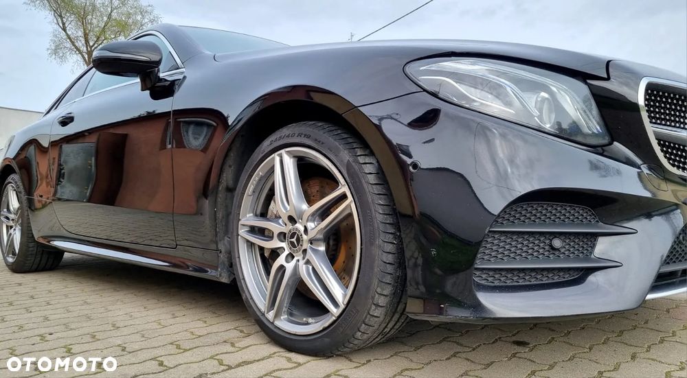Mercedes-Benz Klasa E 400 Coupe 4-Matic 9G-TRONIC - 14