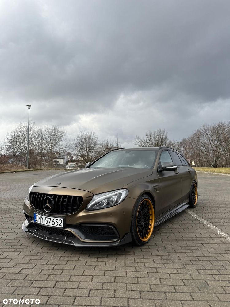 Mercedes-Benz Klasa C AMG 63 - 1