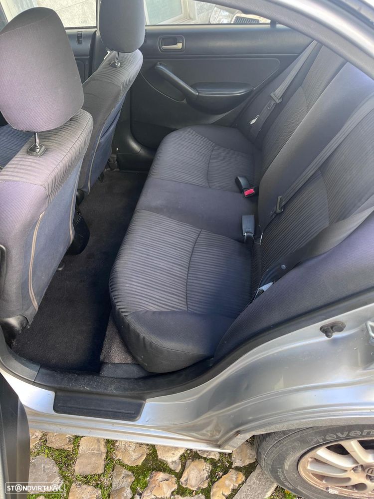 Honda Civic 1.4i Profile - 6