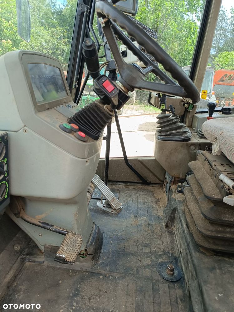 Fendt XYLON 524 - 11