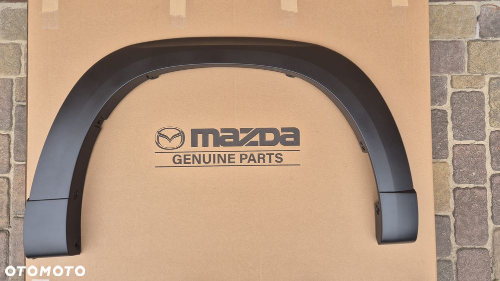 MAZDA CX-50 CX50 Prawa przednia prawy przód listwa błotnika na błotnik Nowa Oryginał USA AMERYKA VC8551W21 - 2