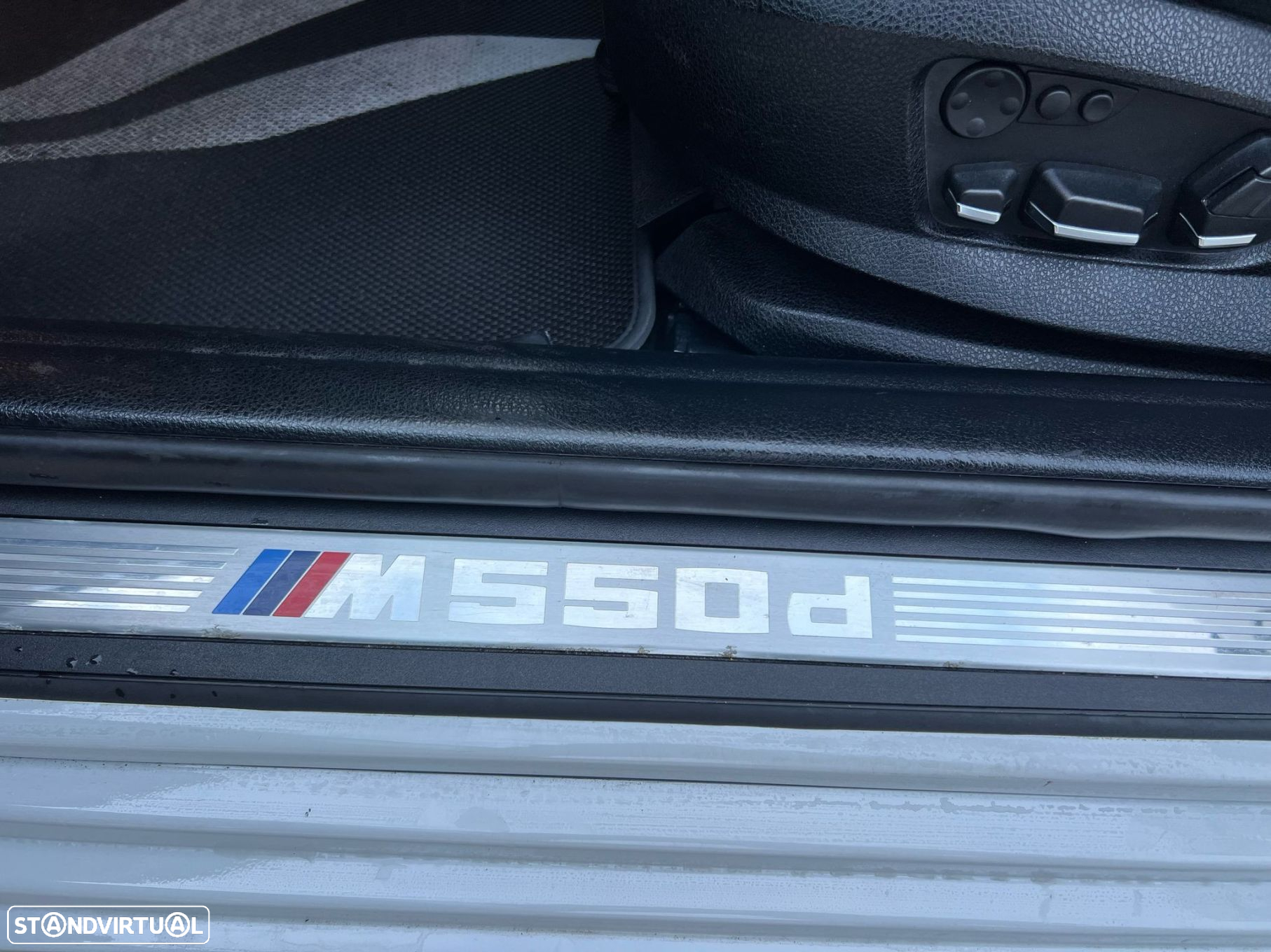 BMW M550d xDrive Auto - 33