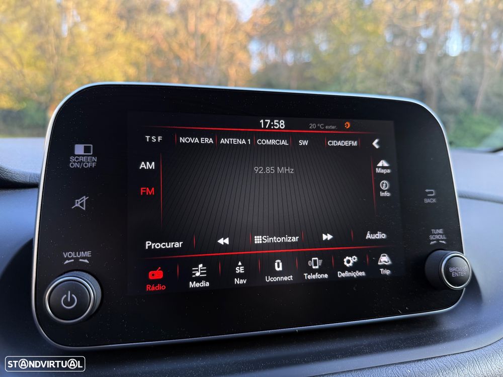 Fiat Tipo Station Wagon 1.3 M-Jet Lounge - 16