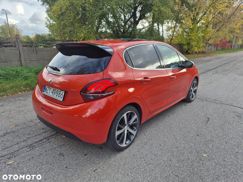 Peugeot 208 165 THP Stop & Start Allure - 12