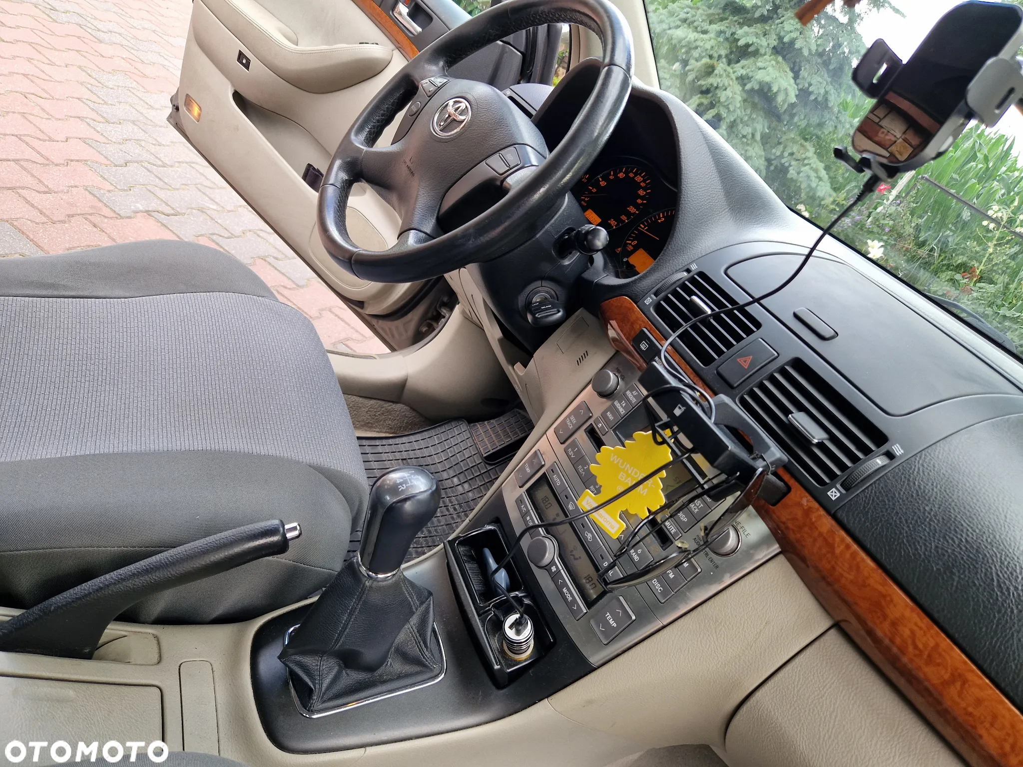 Toyota Avensis 1.8 VVT-i Sol - 27