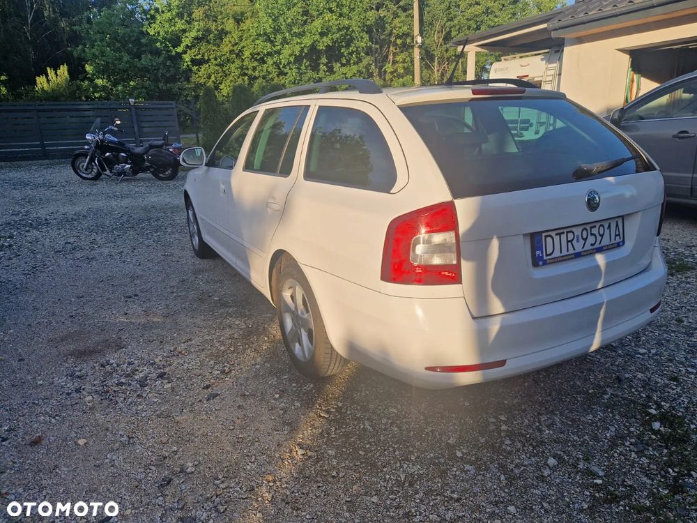 Skoda Octavia 1.4 TSI FAMILY Green tec - 6