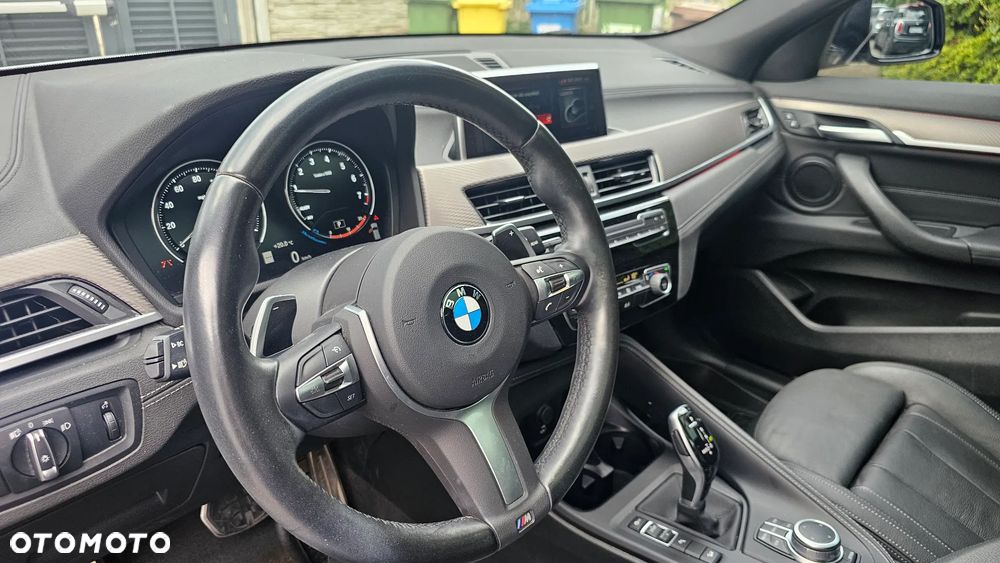 BMW X2 - 16