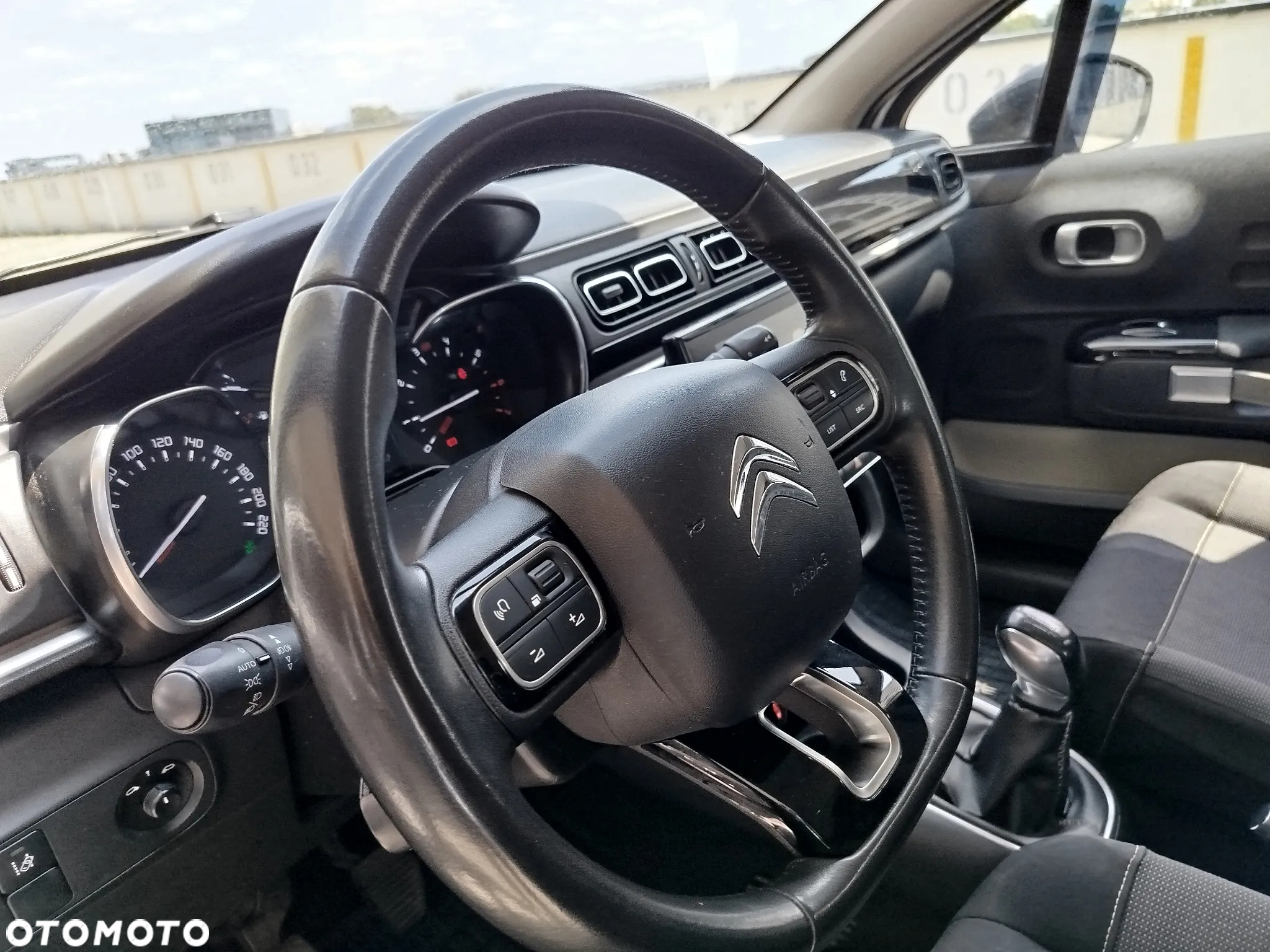 Citroën C3 HDi BlueHDi 100 Exclusive - 21
