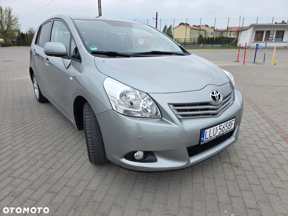 Toyota Verso 2.0 D-4D Life - 14