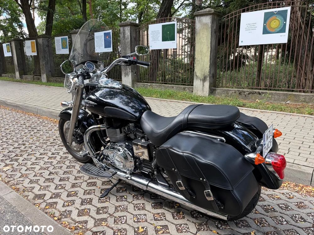 Triumph America - 9