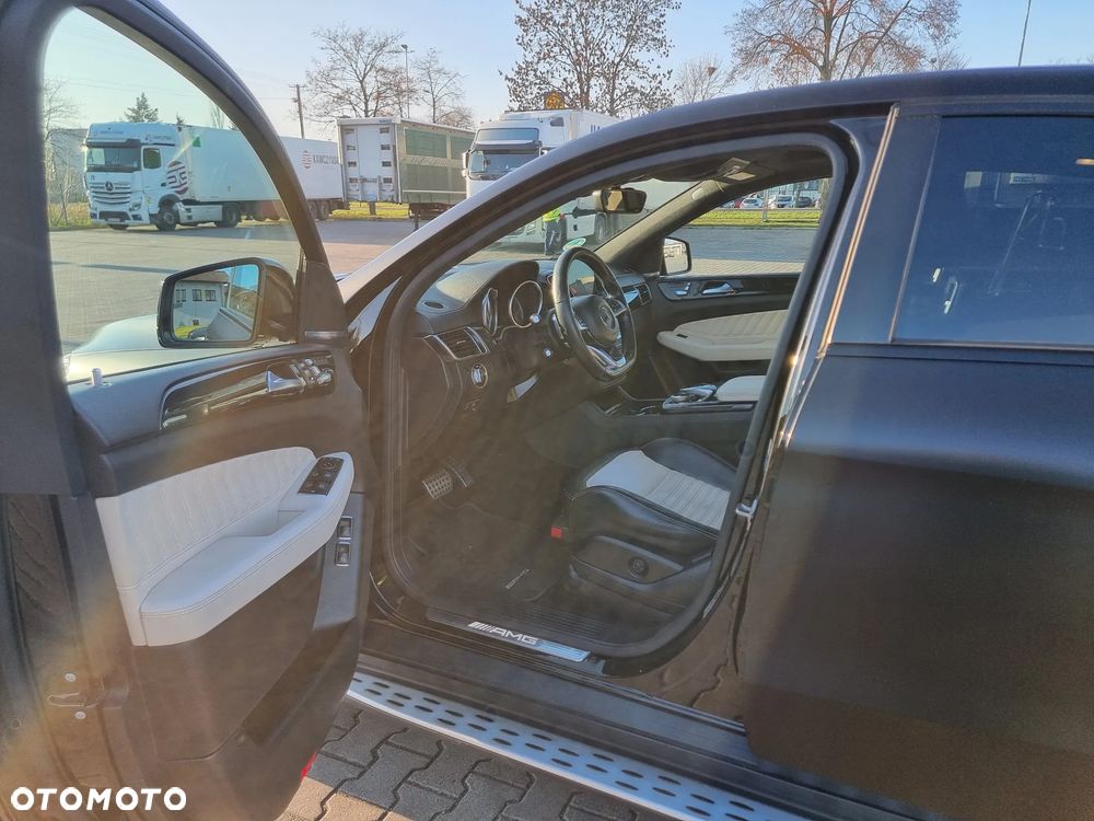 Mercedes-Benz GLE AMG 43 4-Matic - 17