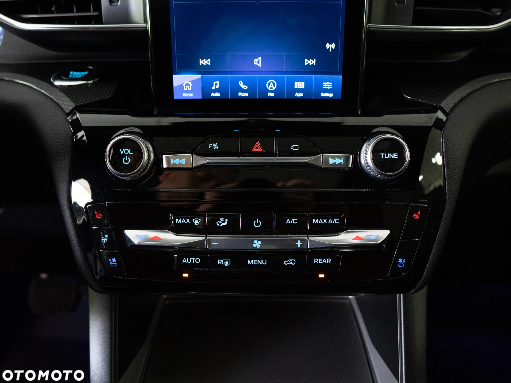 Ford Explorer - 18