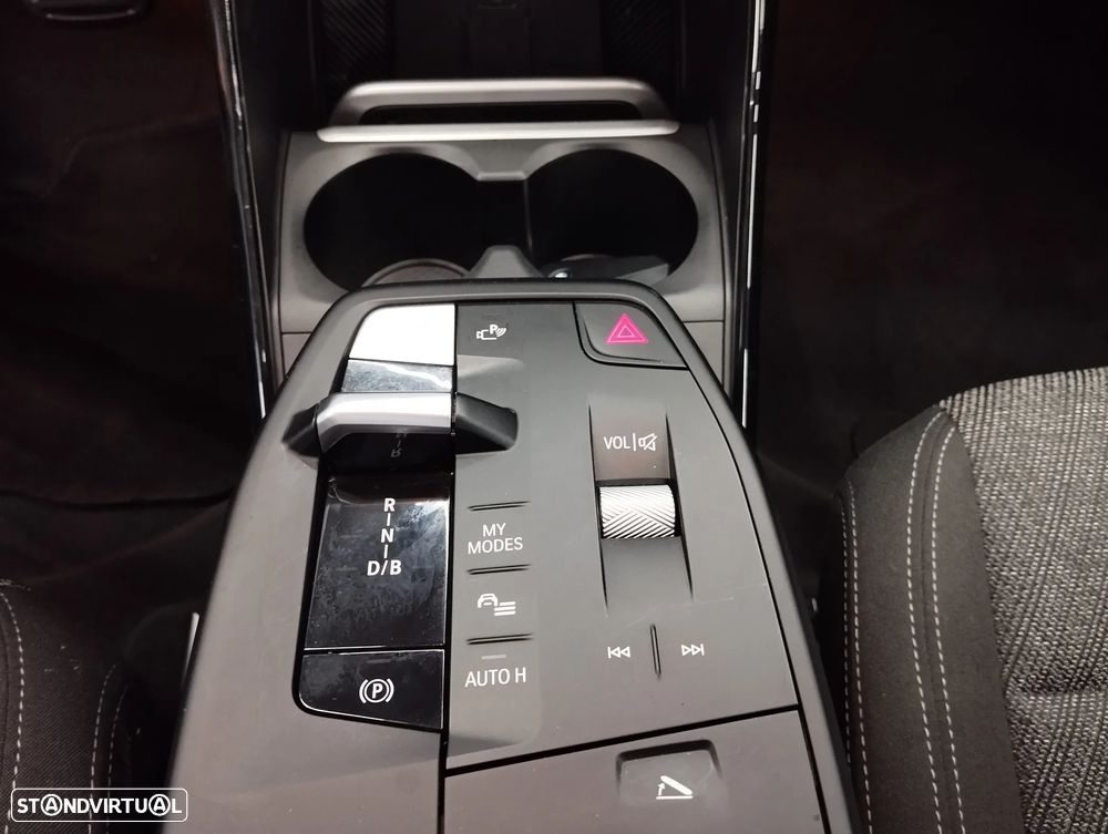BMW iX1 eDrive20 - 44