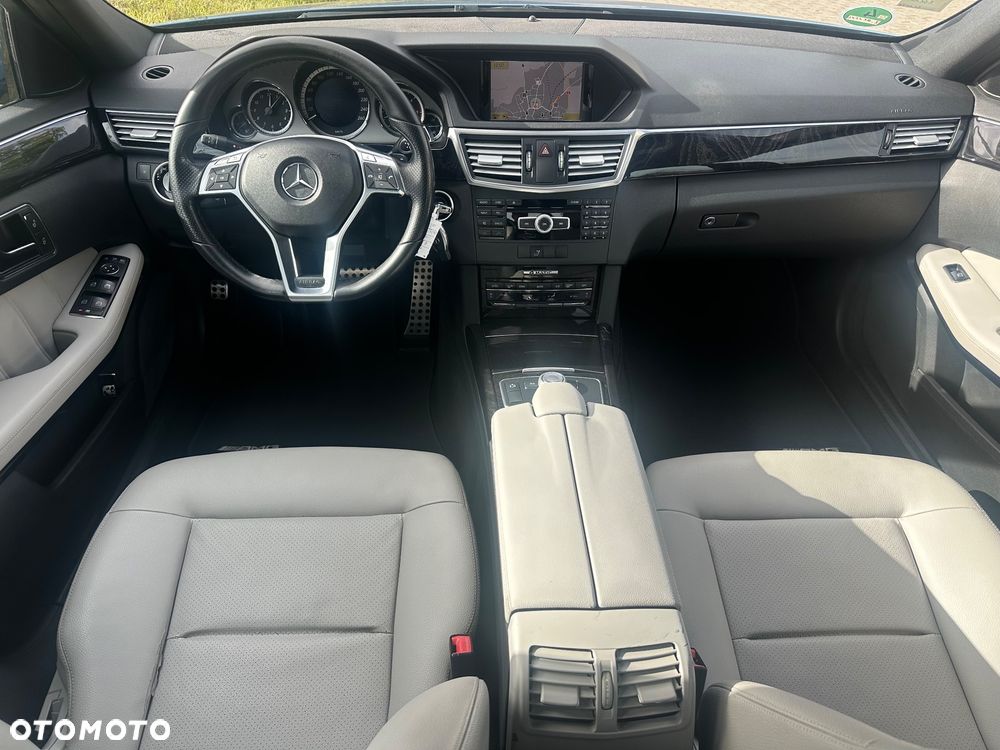 Mercedes-Benz Klasa E - 33