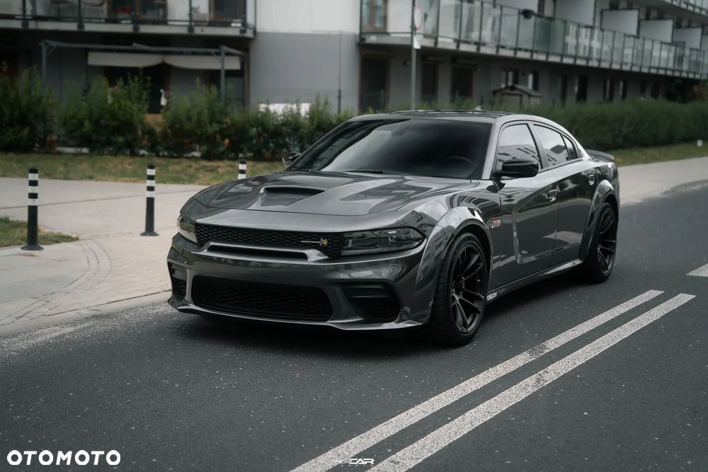 Dodge Charger 6.4 Scat Pack Widebody - 37
