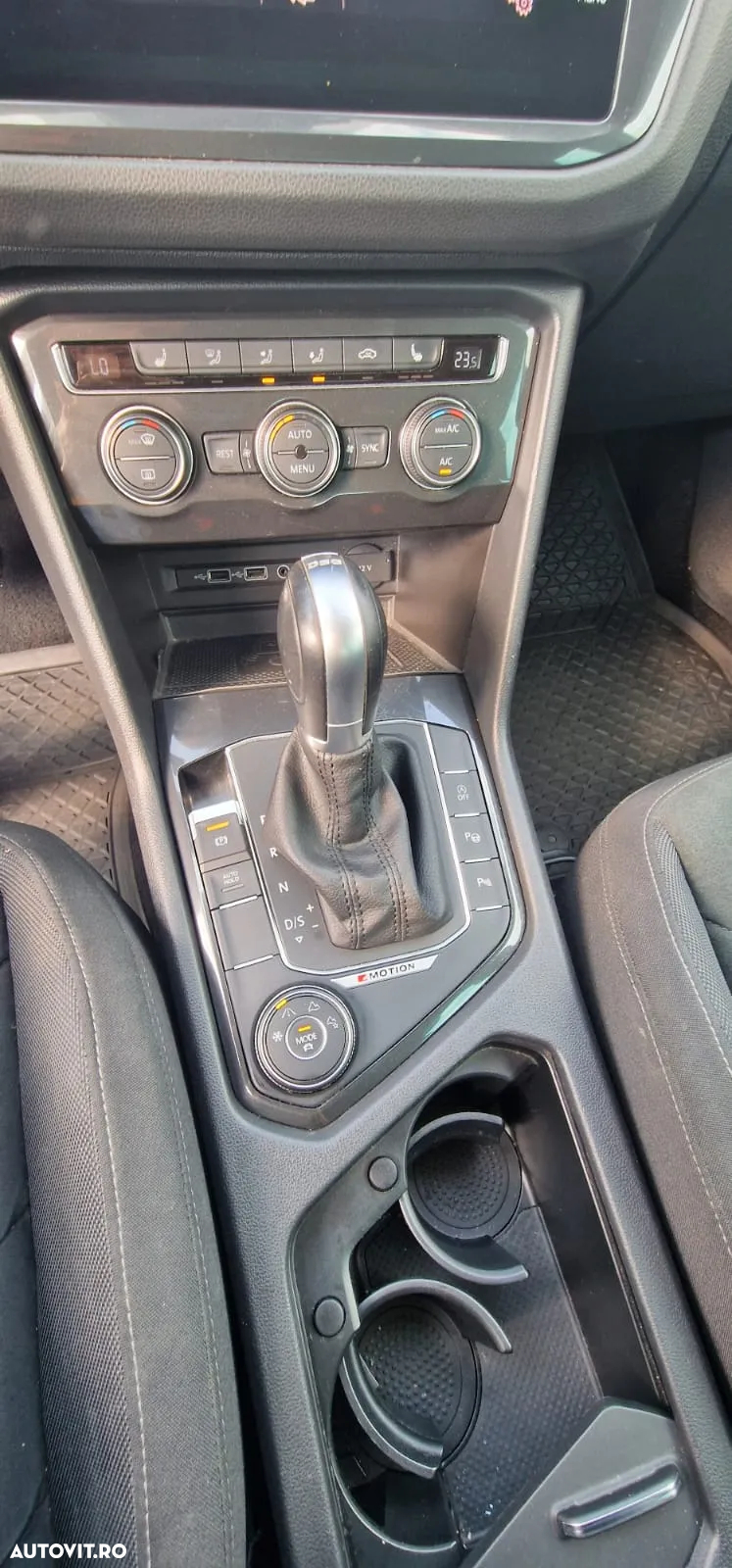 Volkswagen Tiguan 2.0 TDI 4Mot DSG Highline - 4