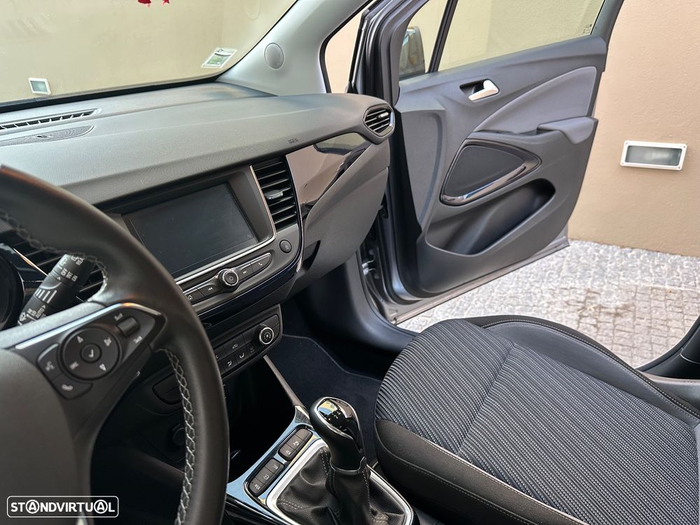 Opel Crossland X 1.2 120 Anos - 9