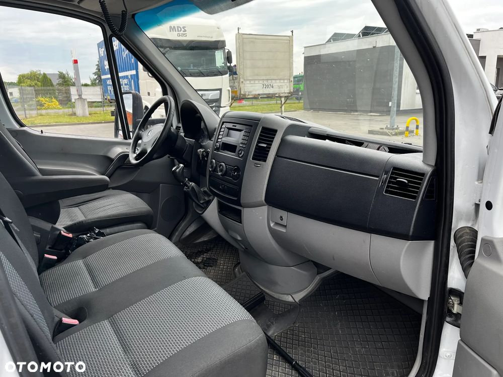 Mercedes-Benz SPRINTER 516 CDI - 8