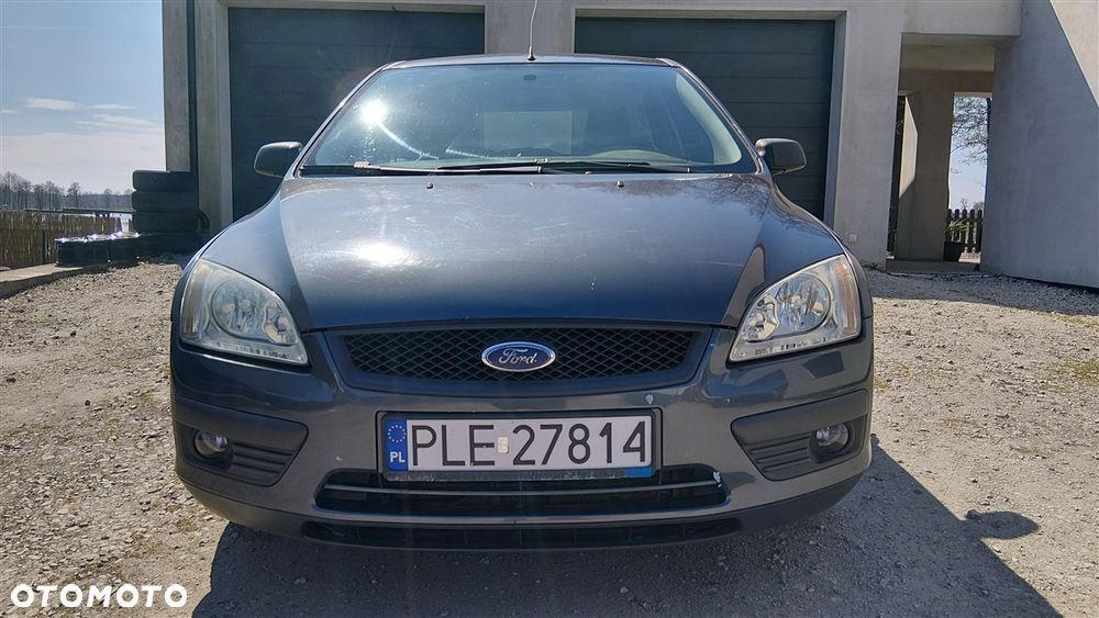 Ford Focus 1.6 16V Ambiente - 8