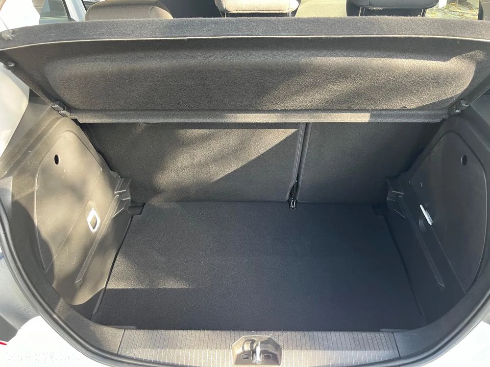 Opel Corsa 1.4 Automatik Active - 26