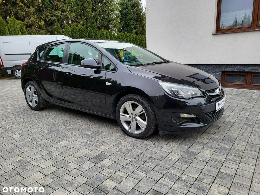 Opel Astra - 4