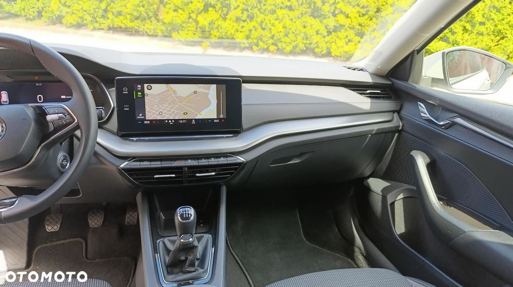 Skoda Octavia 2.0 TDI Edition - 12