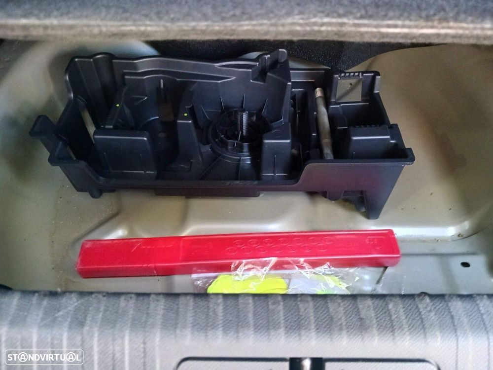 Citroën C4 1.5 BlueHDi Shine Pack EAT8 - 35