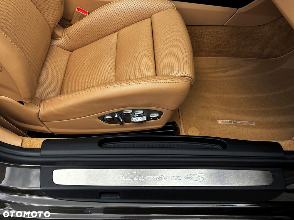 Porsche 911 - 39