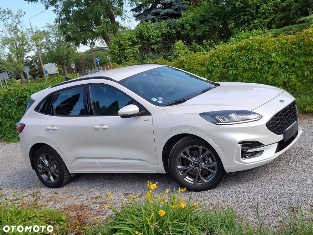 Ford Kuga 2.5P PHEV FWD ST-Line - 12