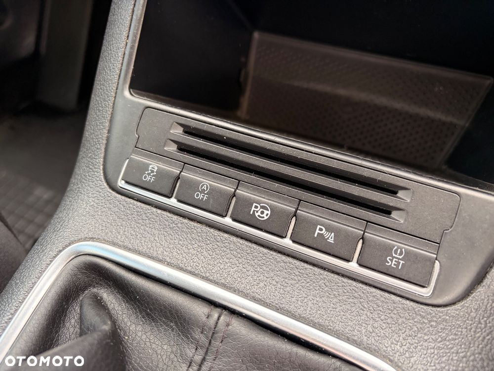 Volkswagen Tiguan 2.0 TDI DPF BlueMotion Technology Trend & Fun - 13