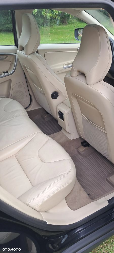 Volvo XC 60 - 10