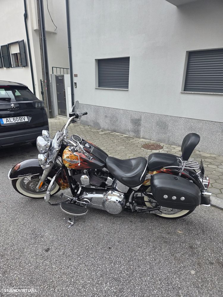 Harley-Davidson Softail Deluxe - 3