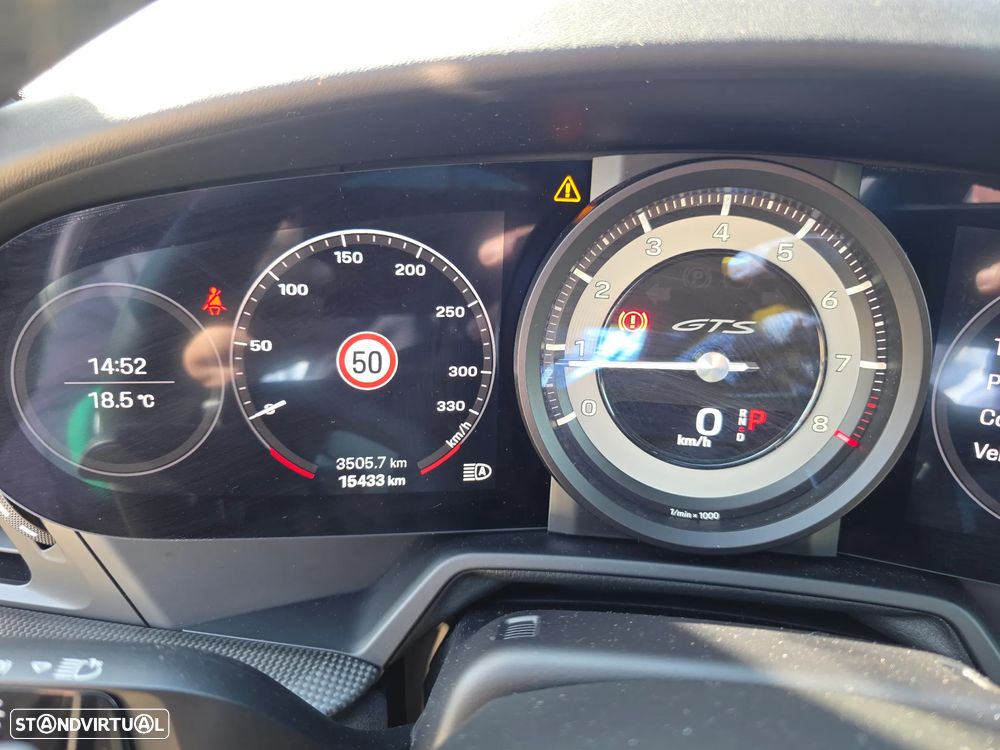 Porsche 911 (992) Targa 4 GTS PDK - 18