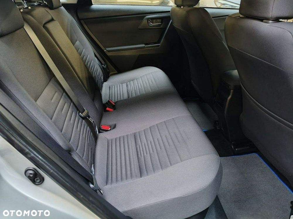 Toyota Auris 1.8 VVT-i Automatik Edition S+ - 17