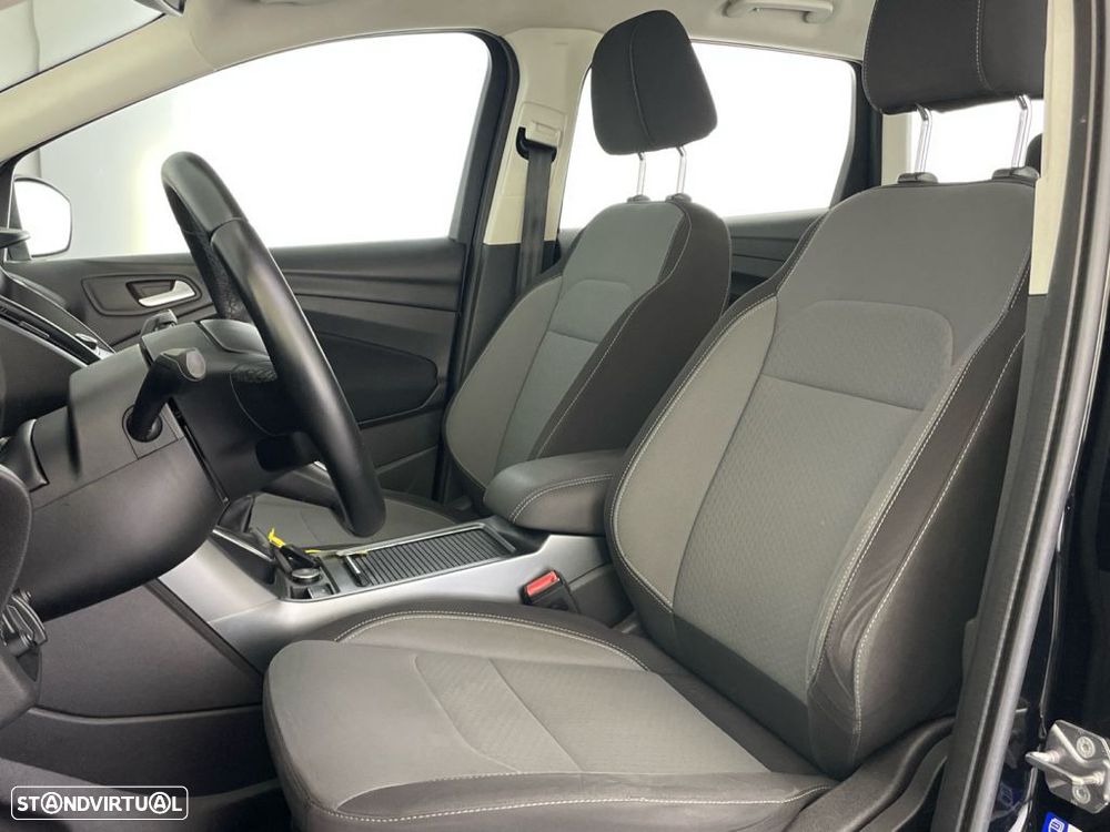 Ford Kuga 1.5 TDCi Business - 16
