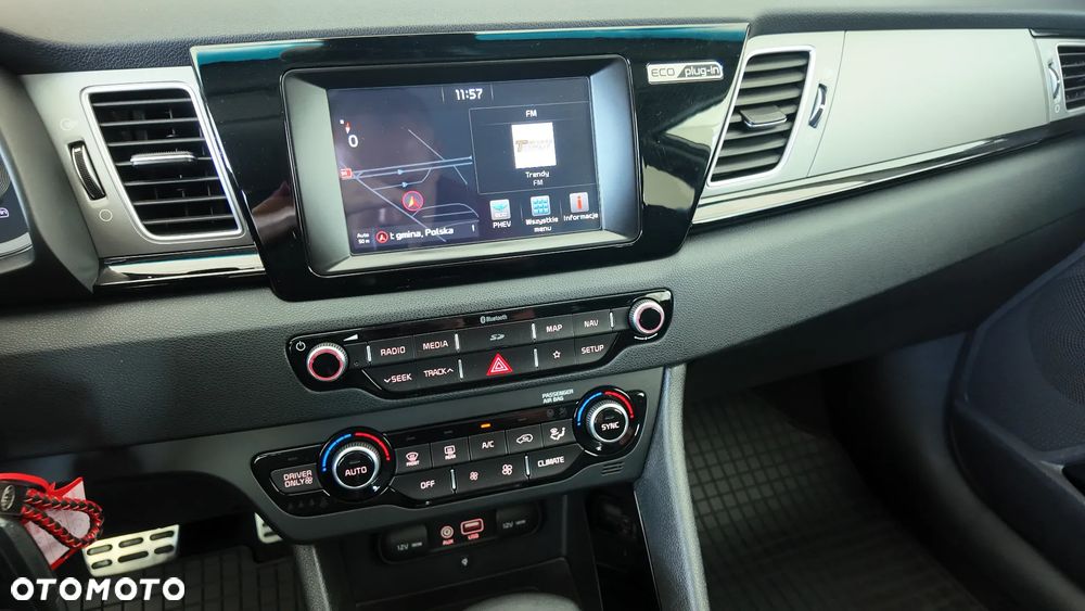 Kia Niro 1.6 GDI PHEV 2WD Vision - 20