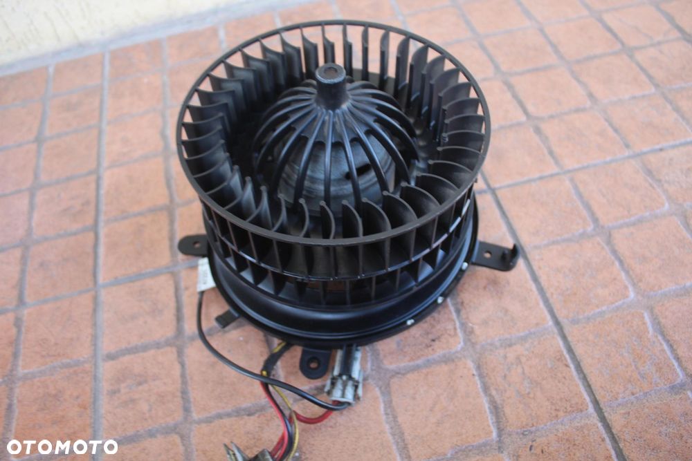 WENTYLATOR DMUCHAWA MERCEDES W210 A2108211551 - 3