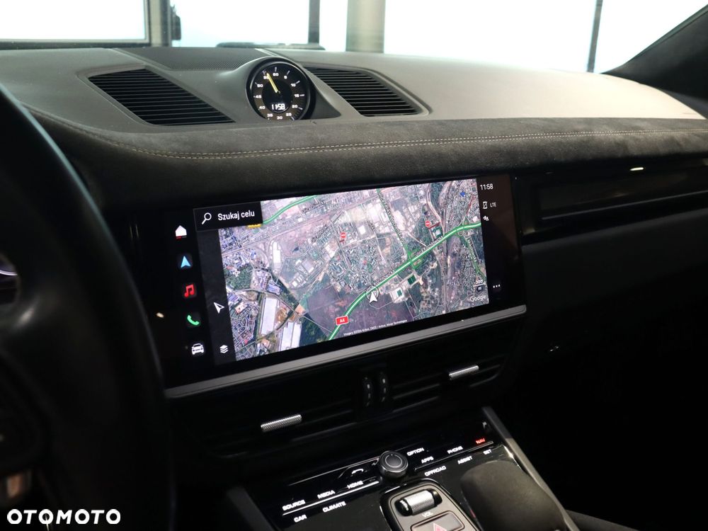Porsche Cayenne Turbo GT - 27