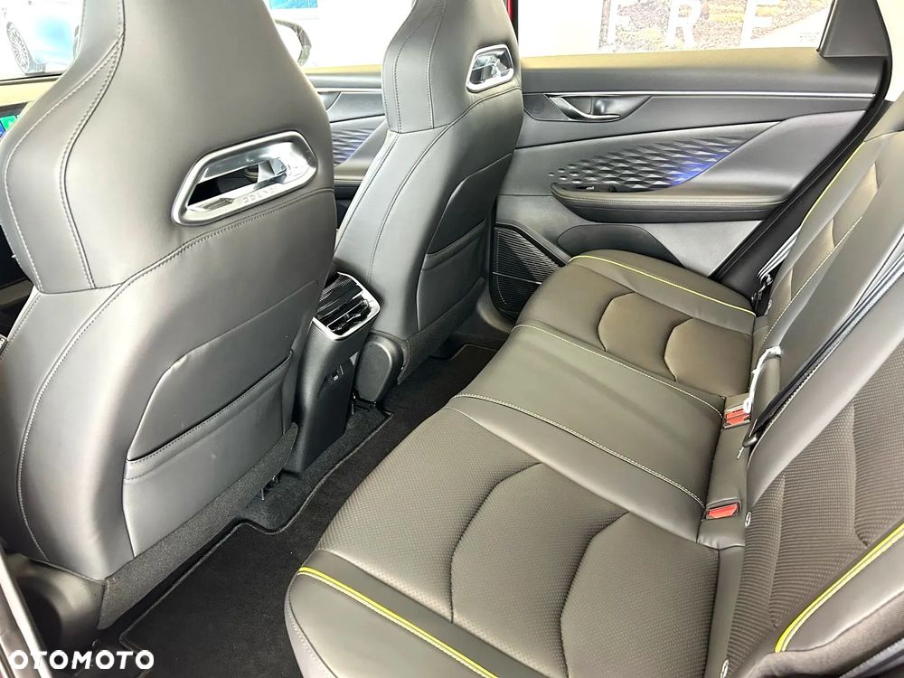 BAIC 5 Beijing 1.5T Comfort DCT - 8
