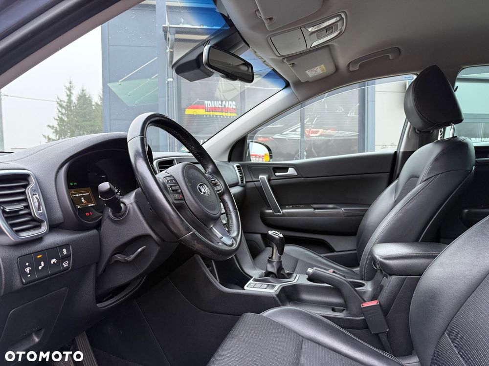 Kia Sportage 2,0 CRDI 2WD ISG Spirit - 16
