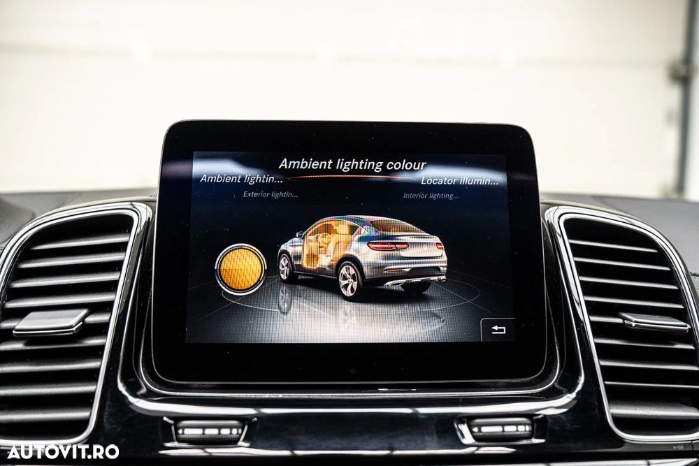 Mercedes-Benz GLE 350 d 4Matic 9G-TRONIC AMG Line - 29