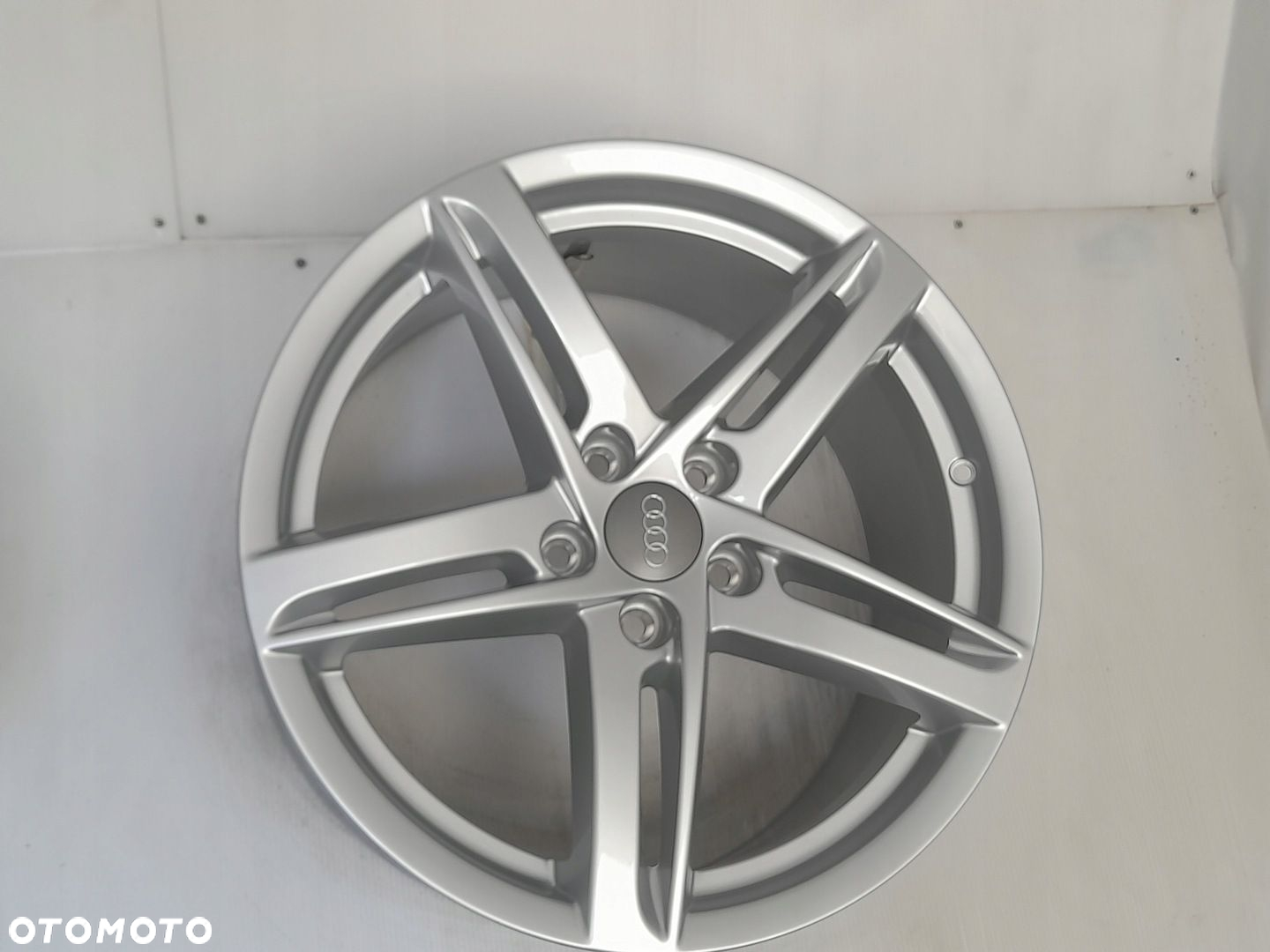 Felgi aluminiowe Audi 8K0071498A 18 5x112 ET47 - 4