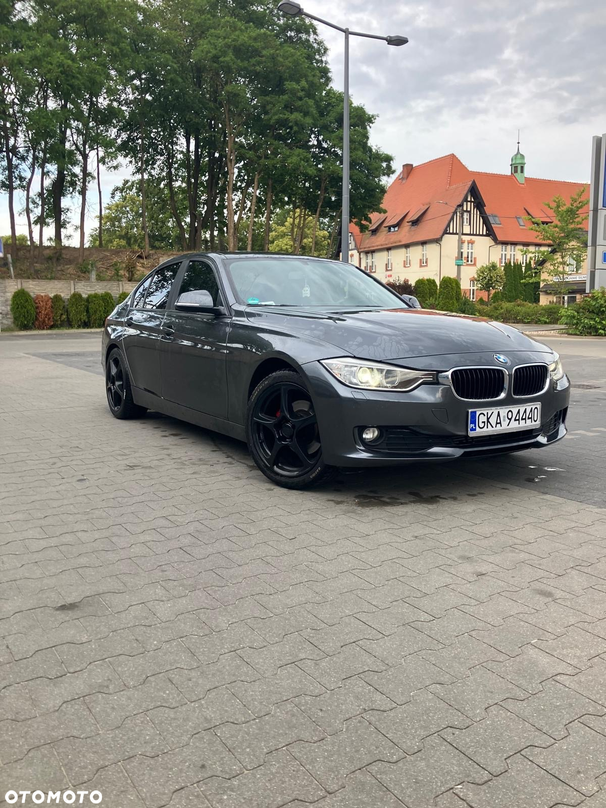BMW Seria 3 318d - 9