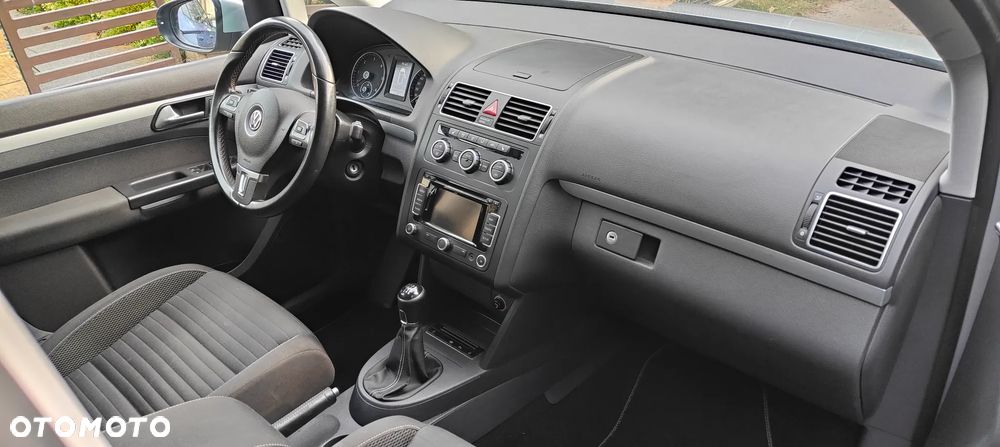 Volkswagen Touran 1.6 TDI DPF BlueMotion Technology Cup - 31