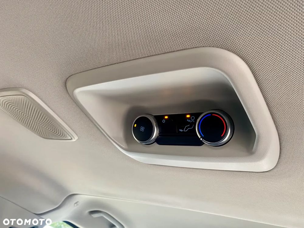 Ford Tourneo Custom 320 L2H1 VA Autm Titanium X - 4