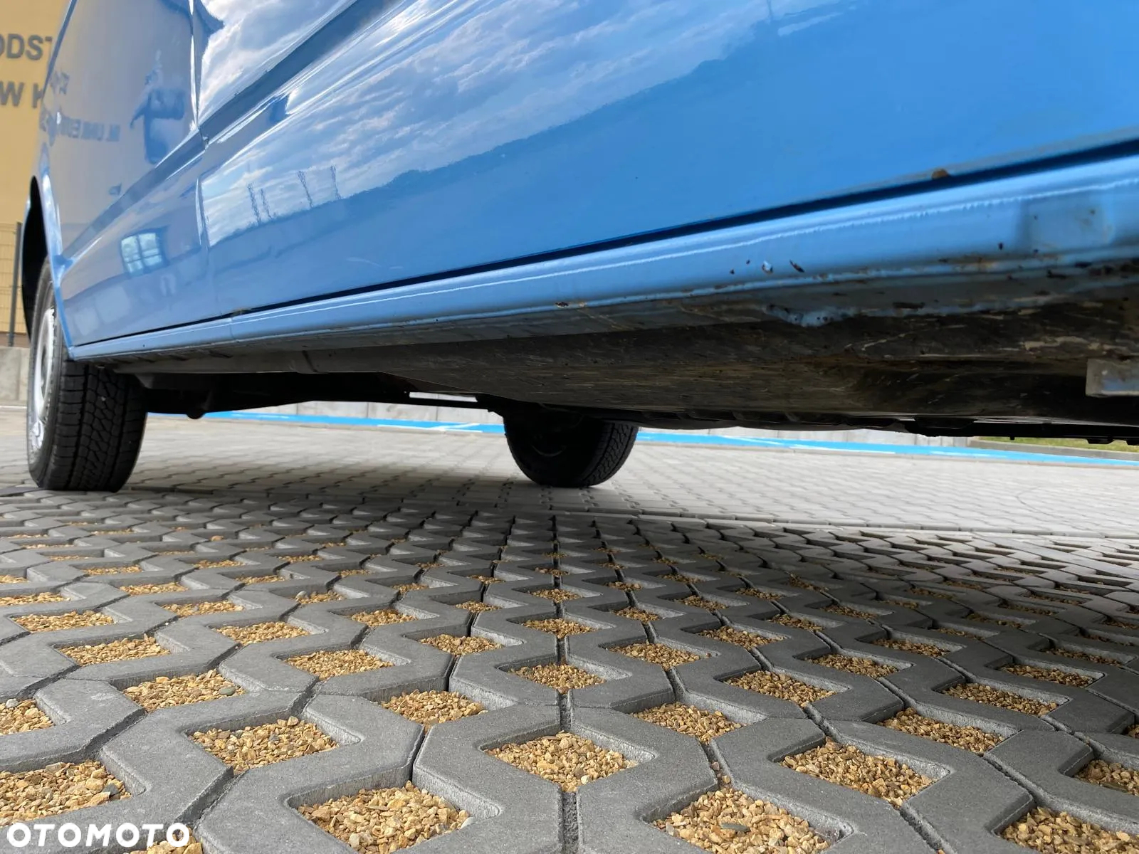 Volkswagen Caravelle - 5