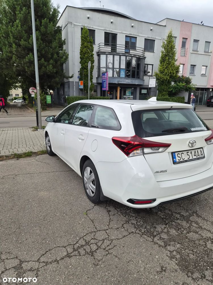 Toyota Auris 1.33 VVT-i Active - 9