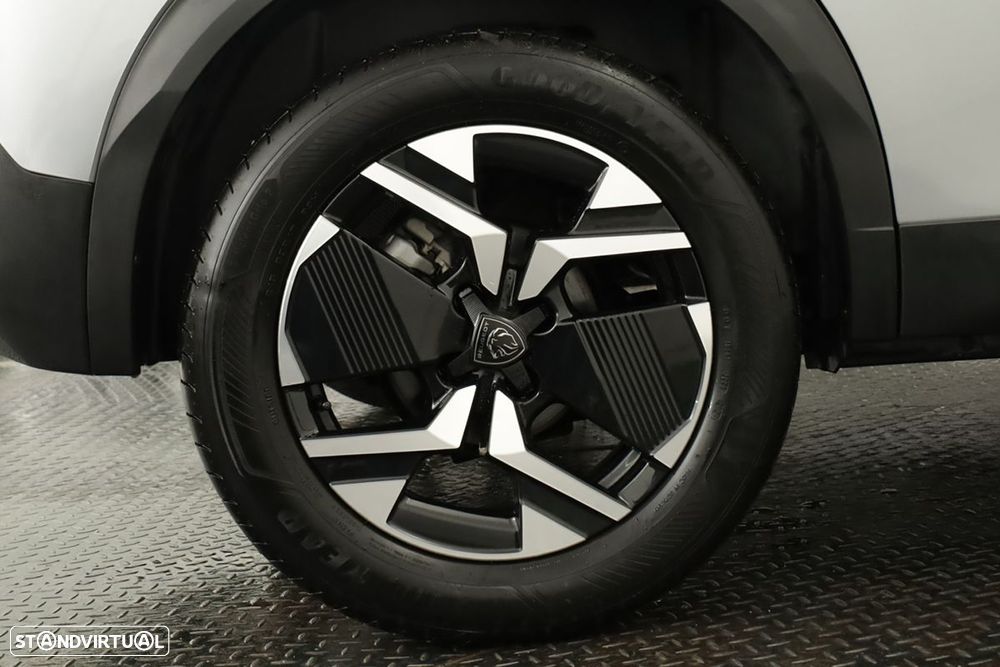Peugeot 2008 1.2 PureTech Allure - 5
